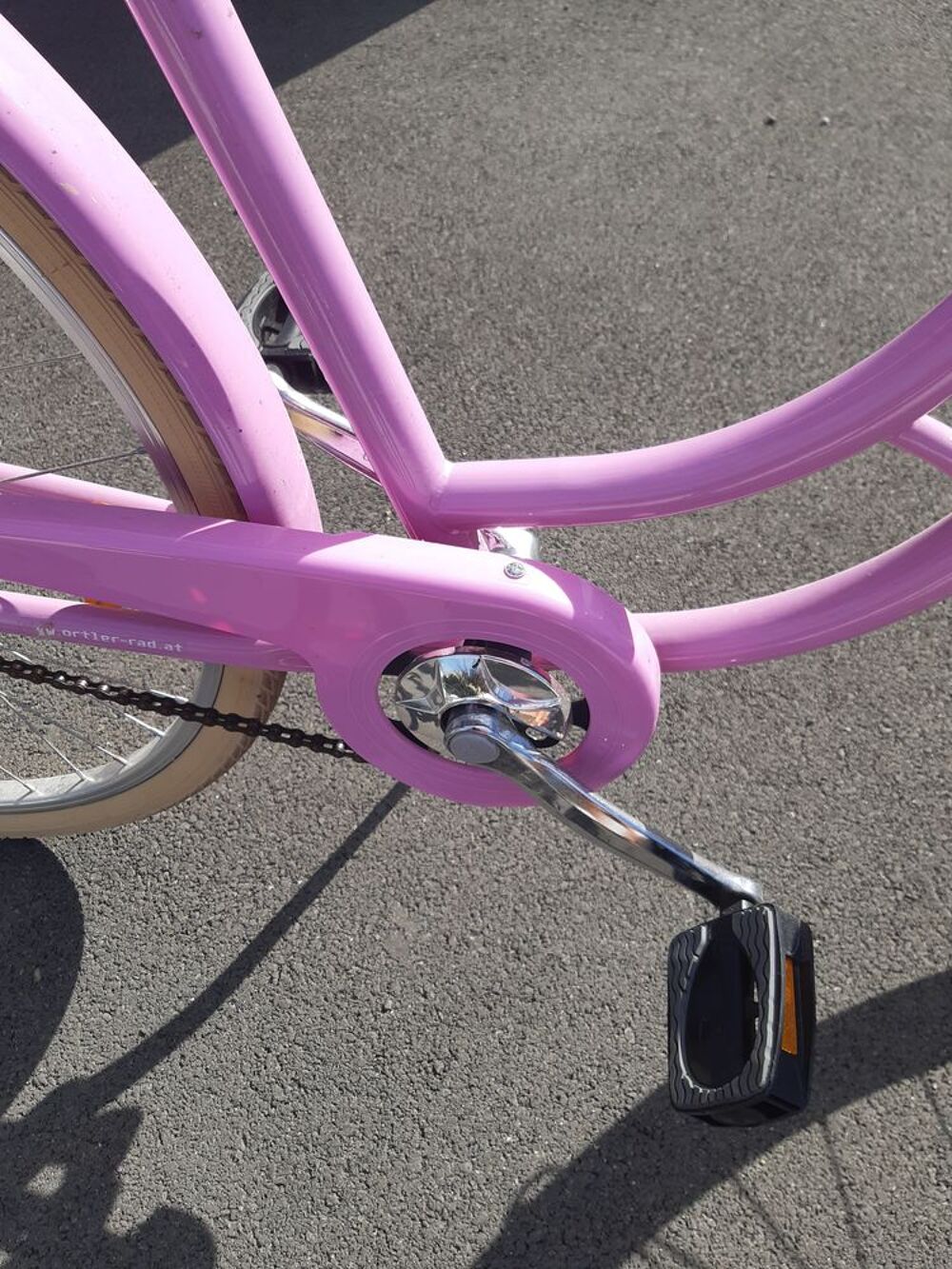 
v&eacute;lo hollandais tr&egrave;s bon &eacute;tat 
Vélos