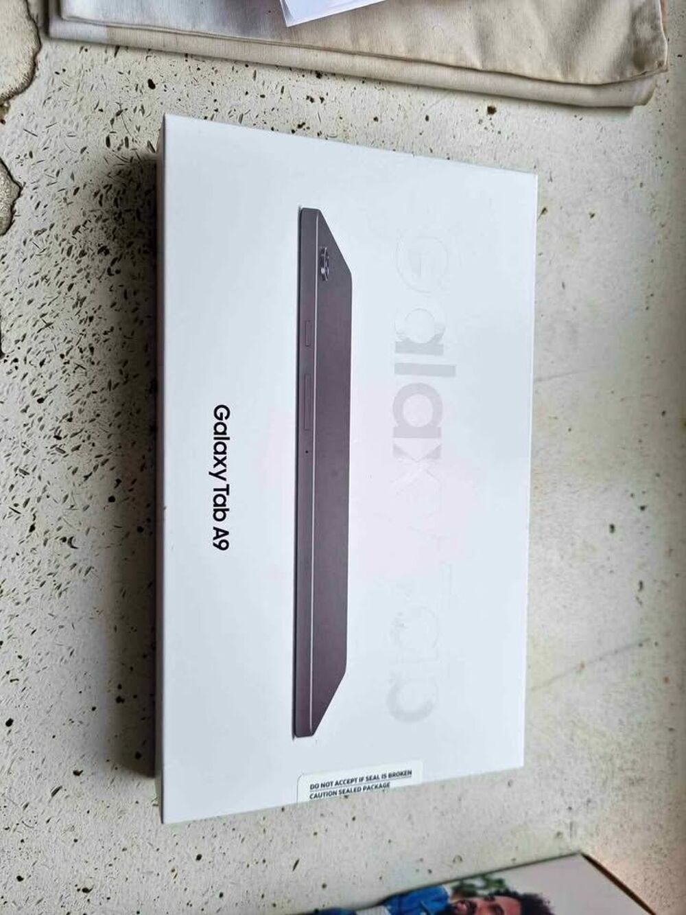 Tablette Galaxy A9
Téléphones et tablettes