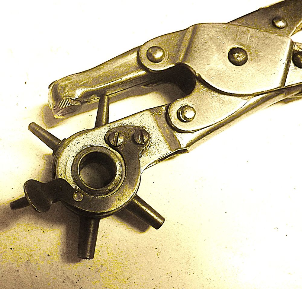 Quincaillerie et outillage prof&eacute;ssionnel Bricolage