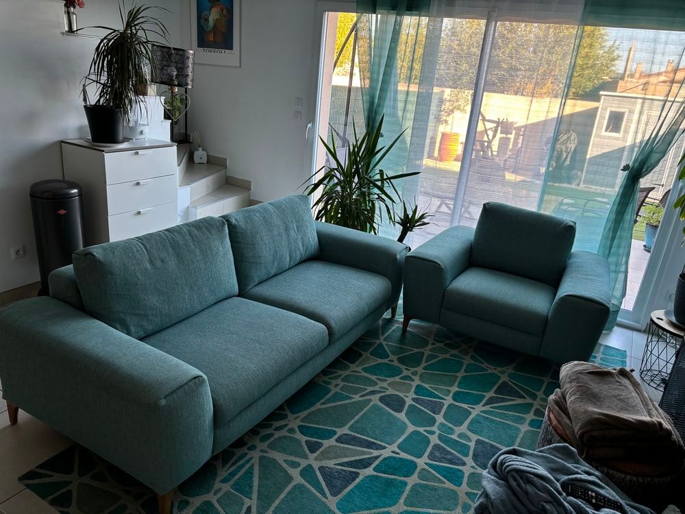 Canap&eacute; 3 places et fauteuil Meubles