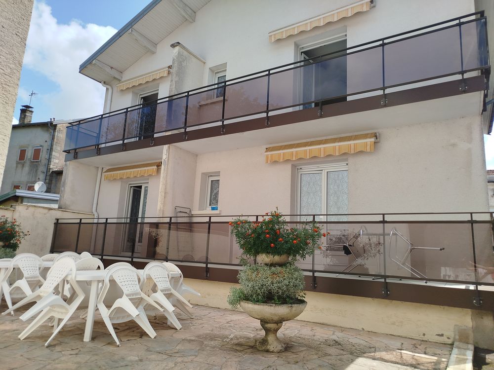 Vente Immeuble 20 gîtes meublés dans une station thermale Bains-les-bains