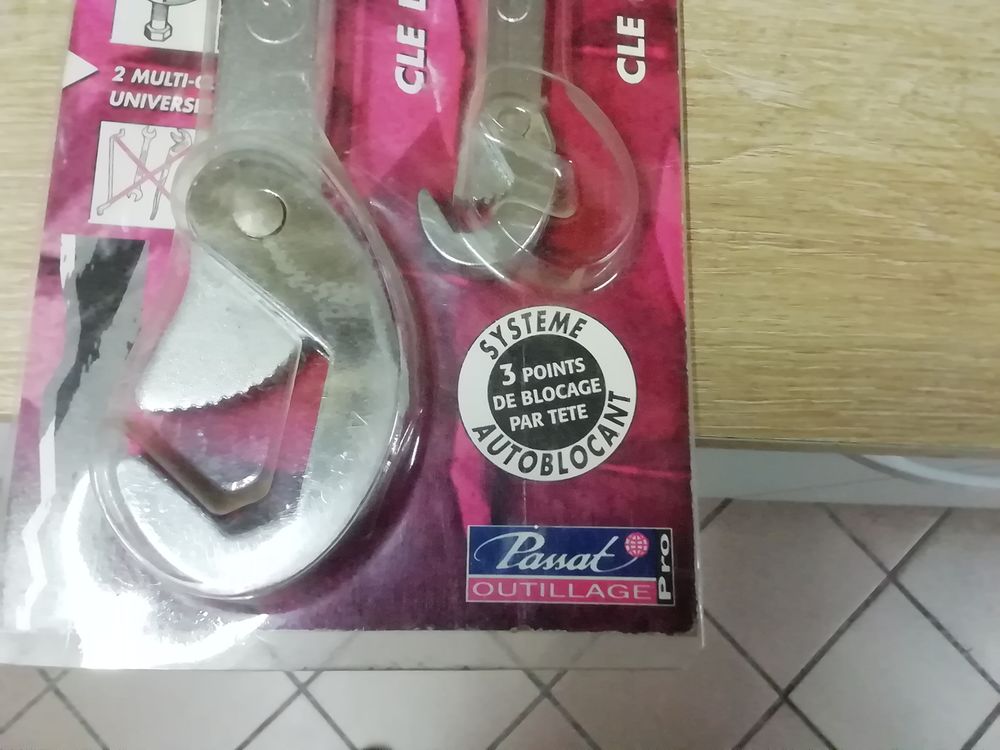 Multi cl&eacute;s neuves Passat outillage Bricolage