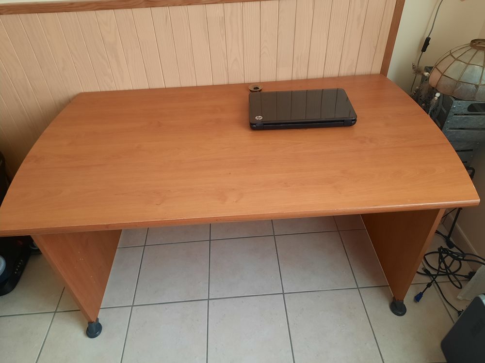 Bureau
Meubles