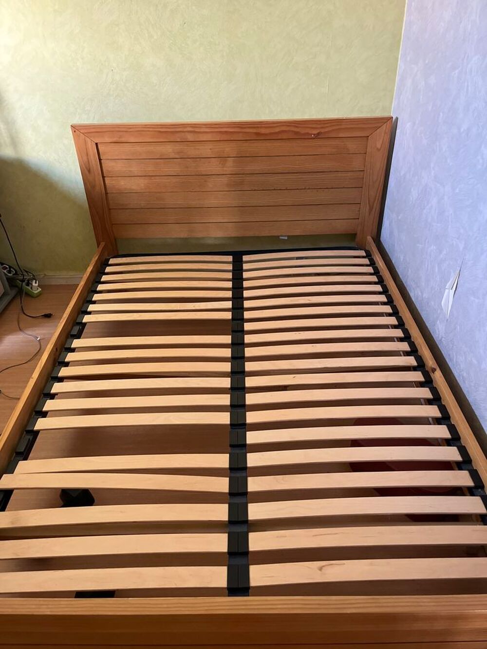 LIT en bois sommier &agrave; remplacer Meubles