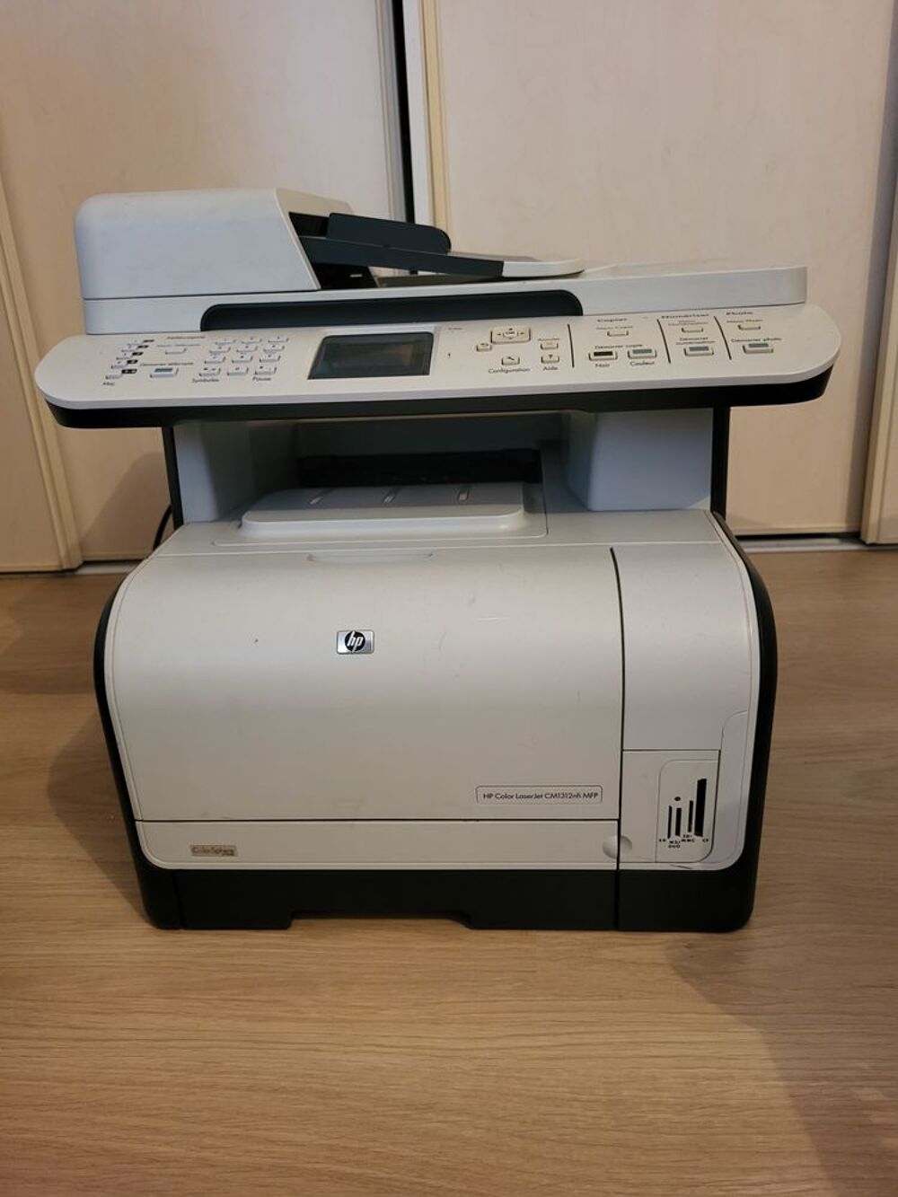 Imprimante laser couleur multifonction Matériel informatique