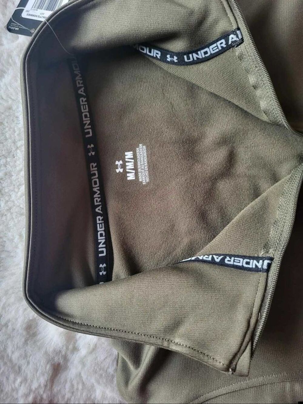 sweat+under+amour+Vert+kaki Vêtements