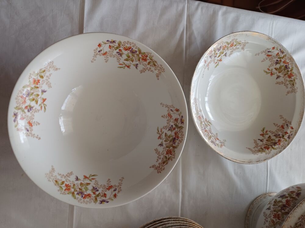 service vaisselle porcelaine ancienne fin XIX eme Cuisine