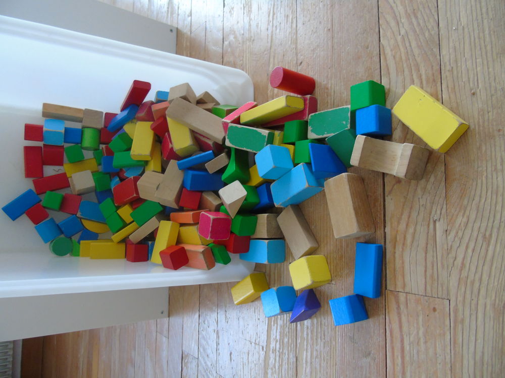Cubes en bois Jeux / jouets