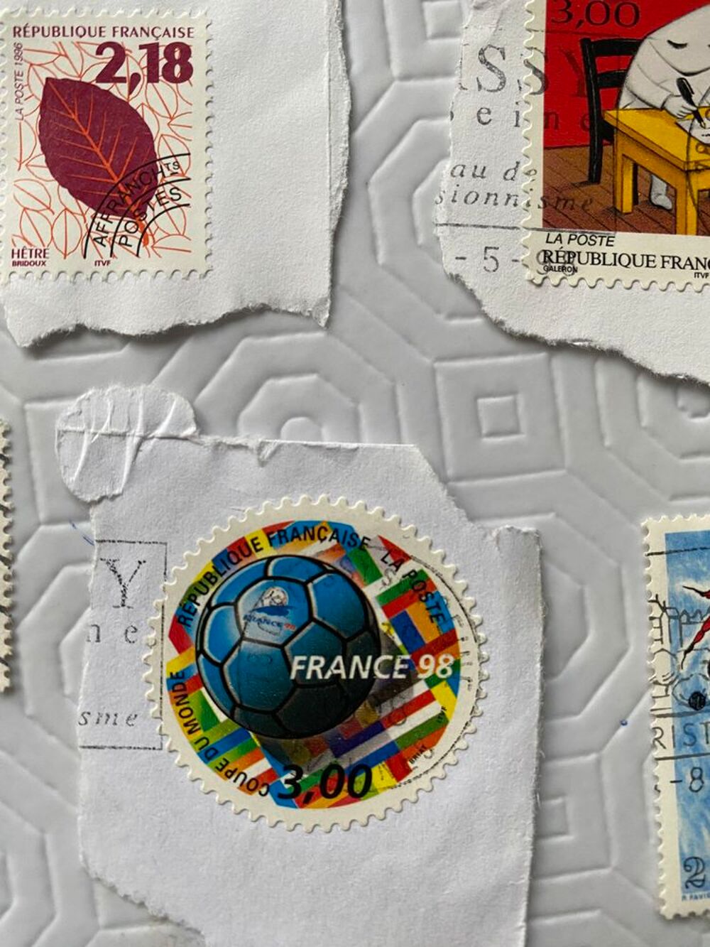 Lot de 62 timbres France 98 Parcours de la flamme olympique 