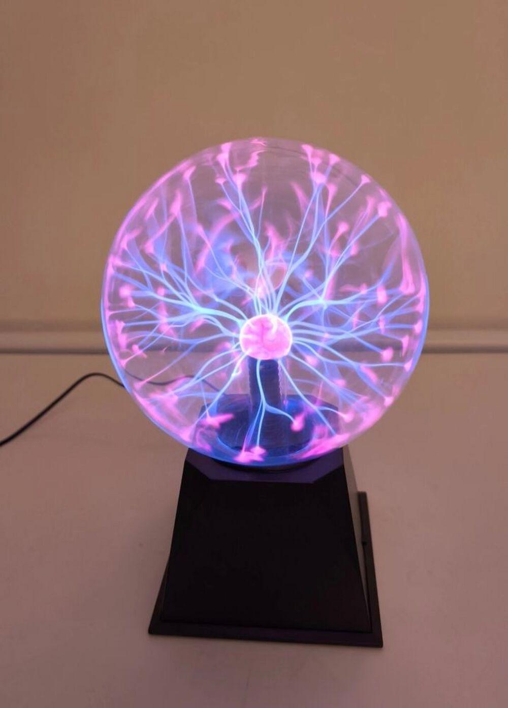 Boule plasma 6 pouces Neuve Jeux / jouets