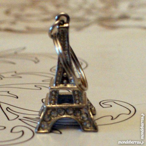 Porte-cls ''Tour Eiffel'' strass 5 Cabestany (66)