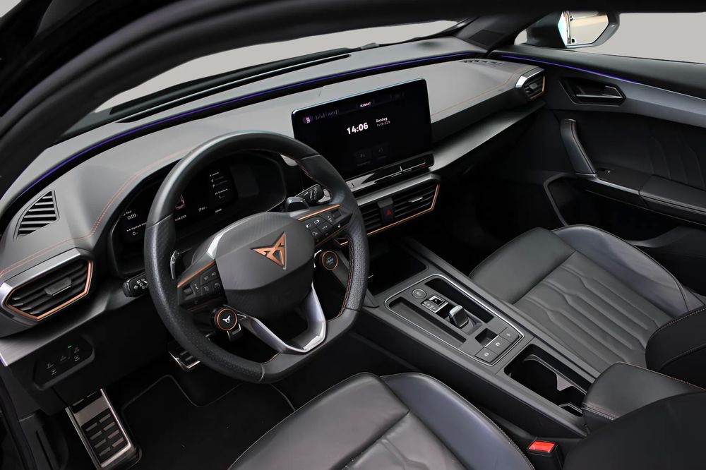 Formentor VZ e-Hybride 245 Toit Ouvrant Black &Eacute;dition 2022 occasion 33600 Pessac