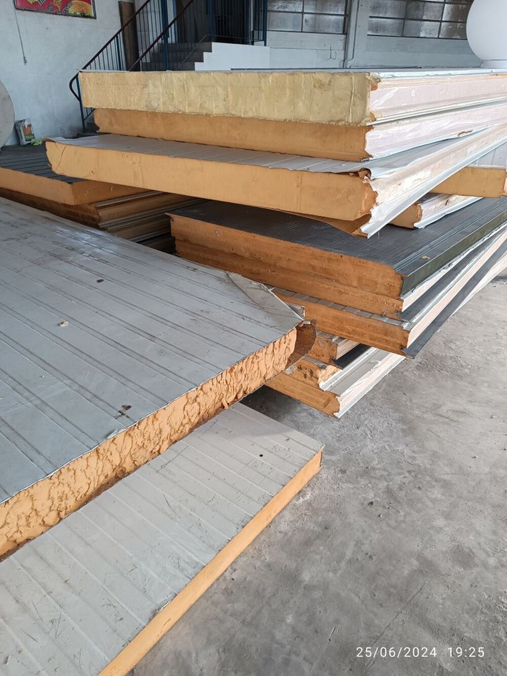 Panneau d'isolation pour toiture Bricolage
