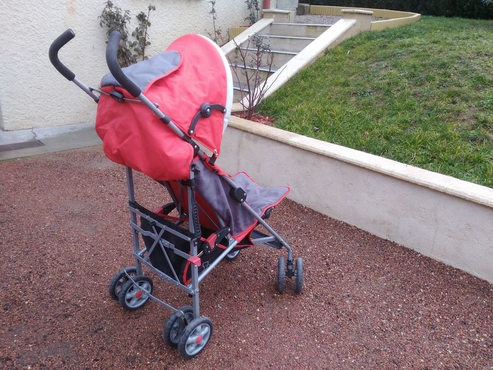 Poussette enfants pliable Mobilier enfants