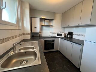  Appartement à louer 3 pièces 52 m²