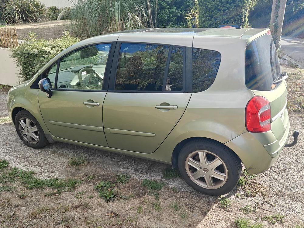 Grand Modus 1.5 dCi 105 eco2 FAP Dynamique 2009 occasion 17600 Saujon