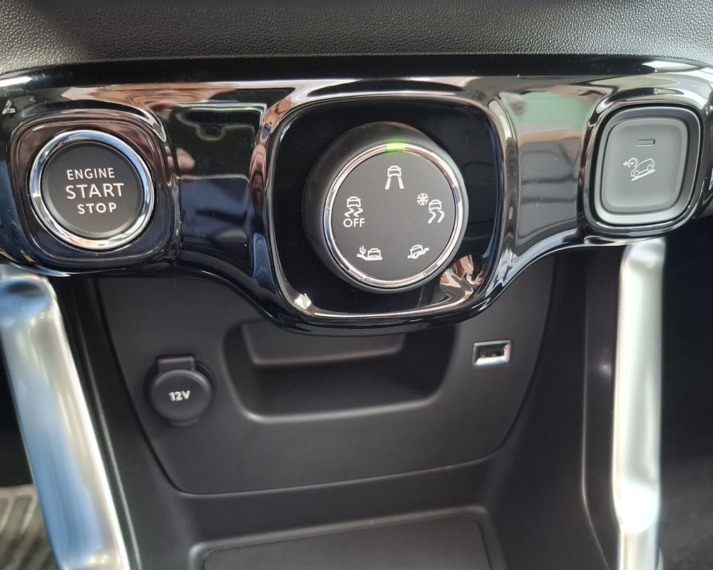 C3 Aircross ADML/GRIP*CONTROL/CAMERA/NAV/PDC/TOIT*PANO/17 2024 occasion BE-8900 Ieper (Ypres)