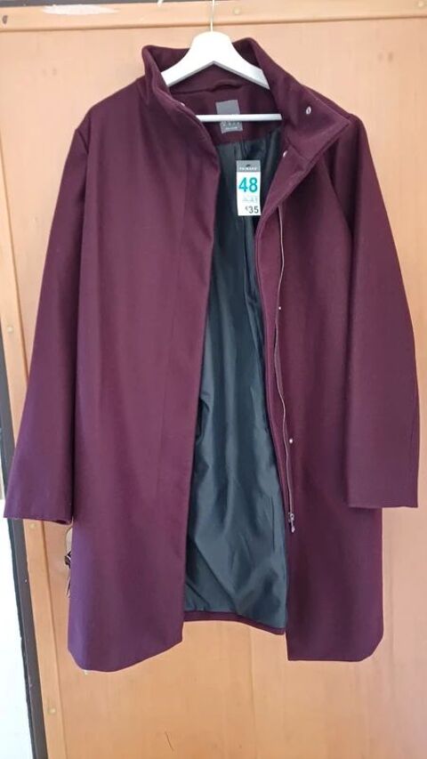 Manteau long T48 Primark Neuf aubergine La Maladrerie (78)