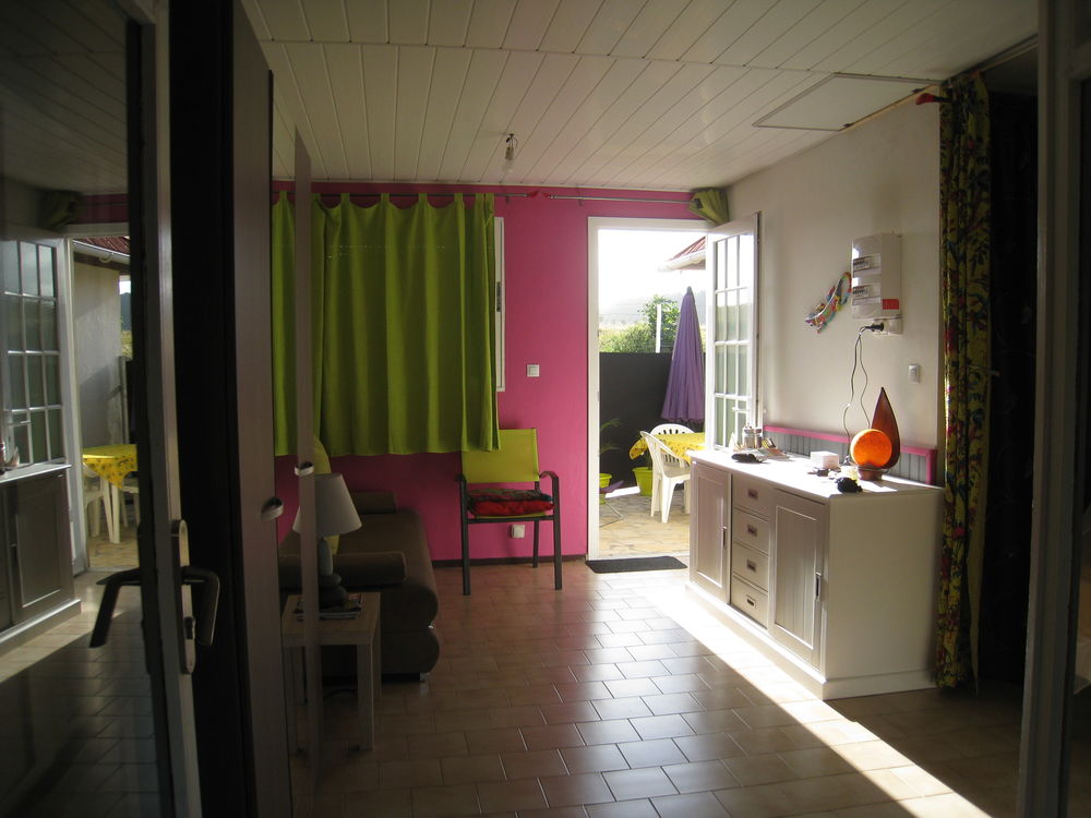   T 1 L orangeraie Domaine de Belfond Saint Anne 
DOM-TOM, Sainte-Anne (97227)
