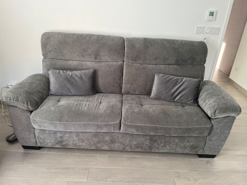 Canap&eacute; deux places et fauteuil assorti Meubles