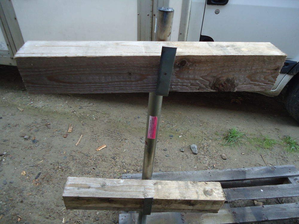 POTELET &agrave; planches ou &agrave; Spirale pour filet- S&eacute;curit&eacute; ma&ccedil;on Bricolage