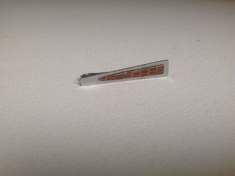 PINCE � CRAVATE ViNTAGE ASPECT ARGENT ET CUIR Envoi Possibl
7 Tr�gunc (29)