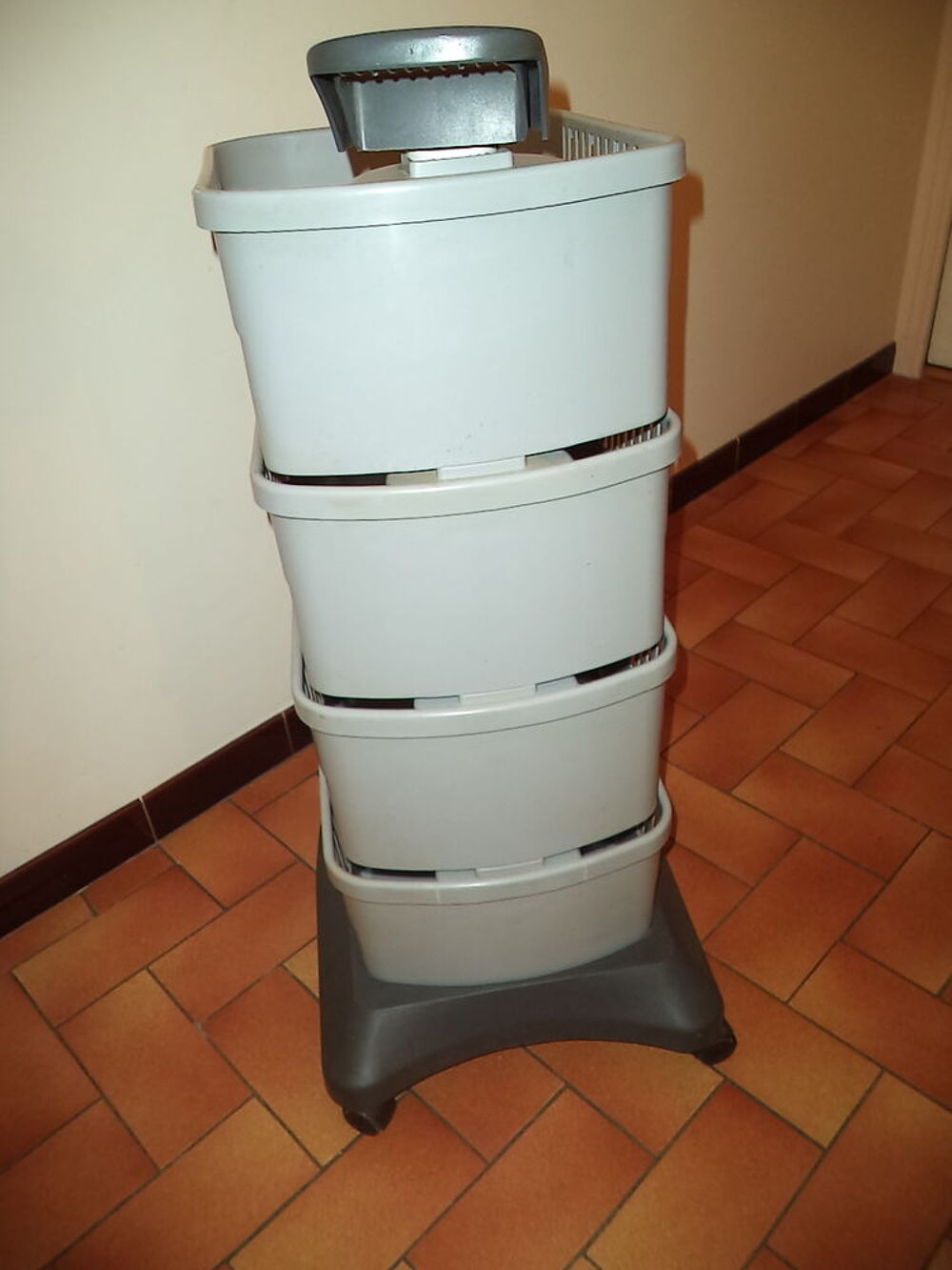 Meuble servante sur roulettes Meubles