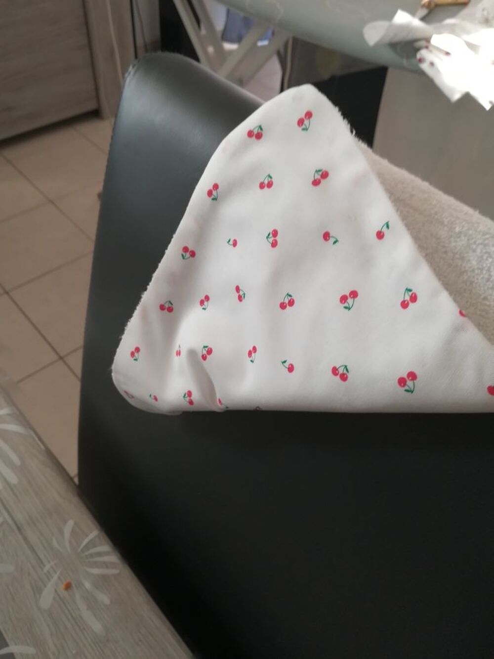 Serviette &eacute;paule fait main Puériculture