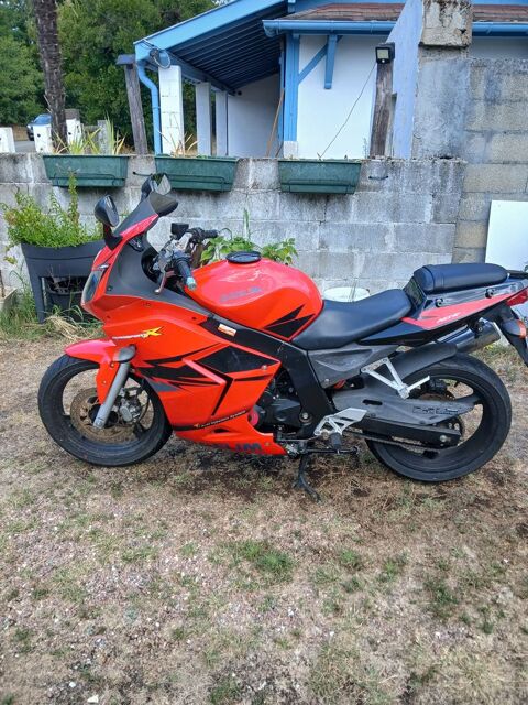 Moto DAELIM 2008 occasion Biganos 33380