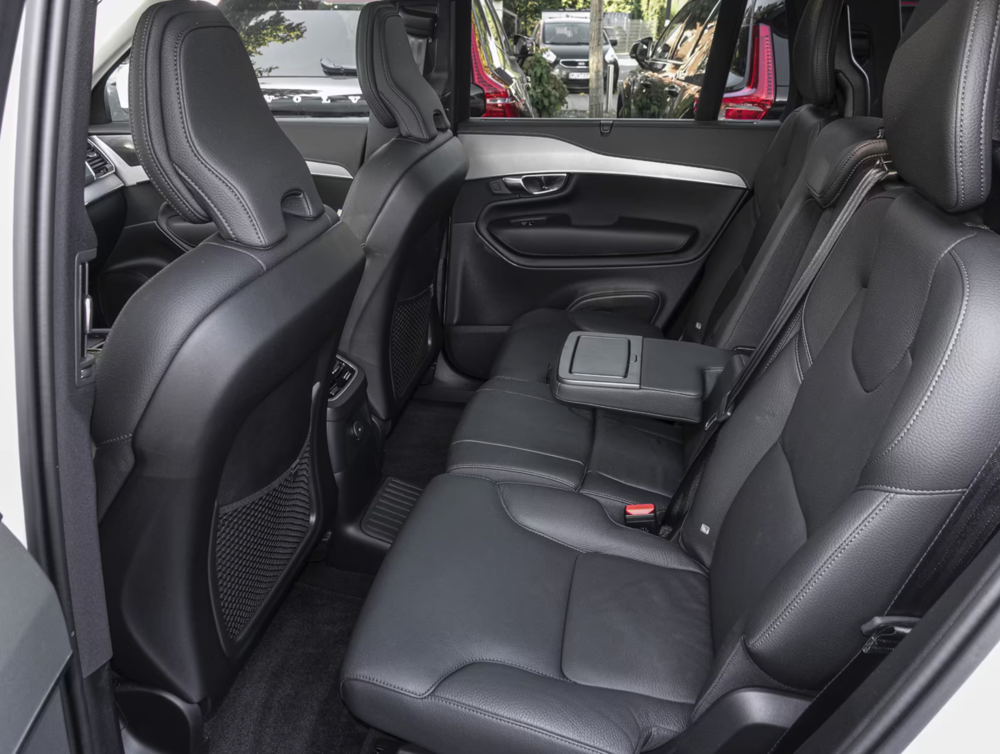 XC90 T8 AWD Hybride Rechargeable 310+145 ch Geartronic 8 Plus (blind&eacute; l&eacute;ger) 2024 occasion 59000 Lille