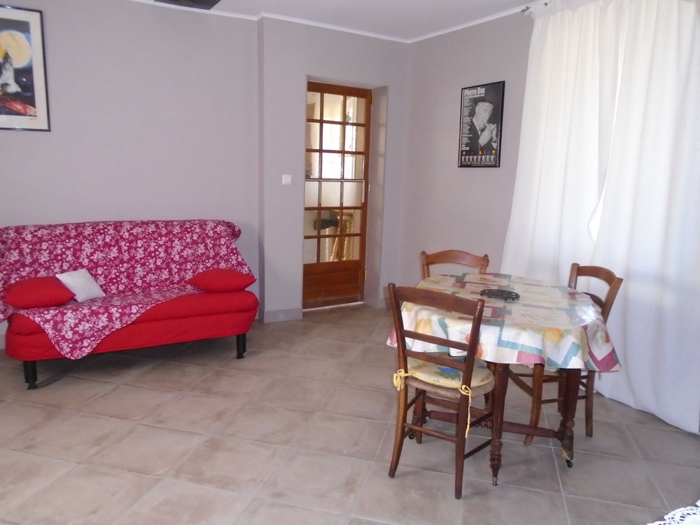   APPARTEMENT SPACIEUX POUR 3 / 4 PERSONNES Aquitaine, Sarlat-la-Canéda (24200)