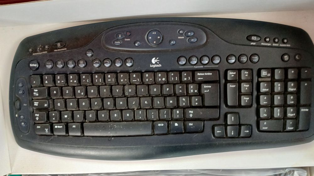 Ensemble Clavier et Souris Sans Fil Logitech LX 500 Matériel informatique