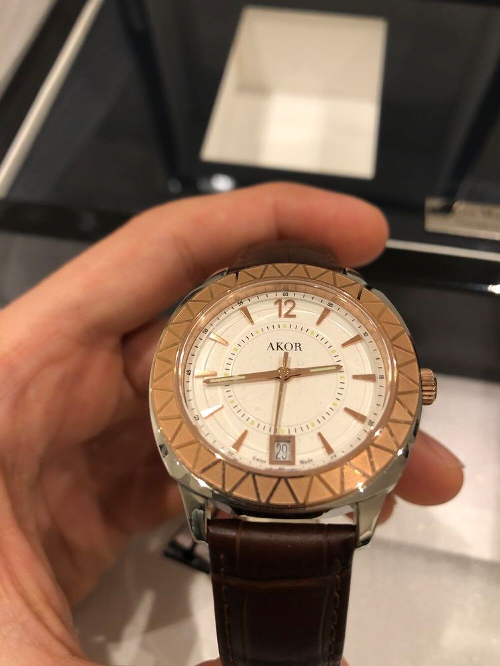 Montre AKOR Rose Gold Sand Pour Femme Bijoux et montres