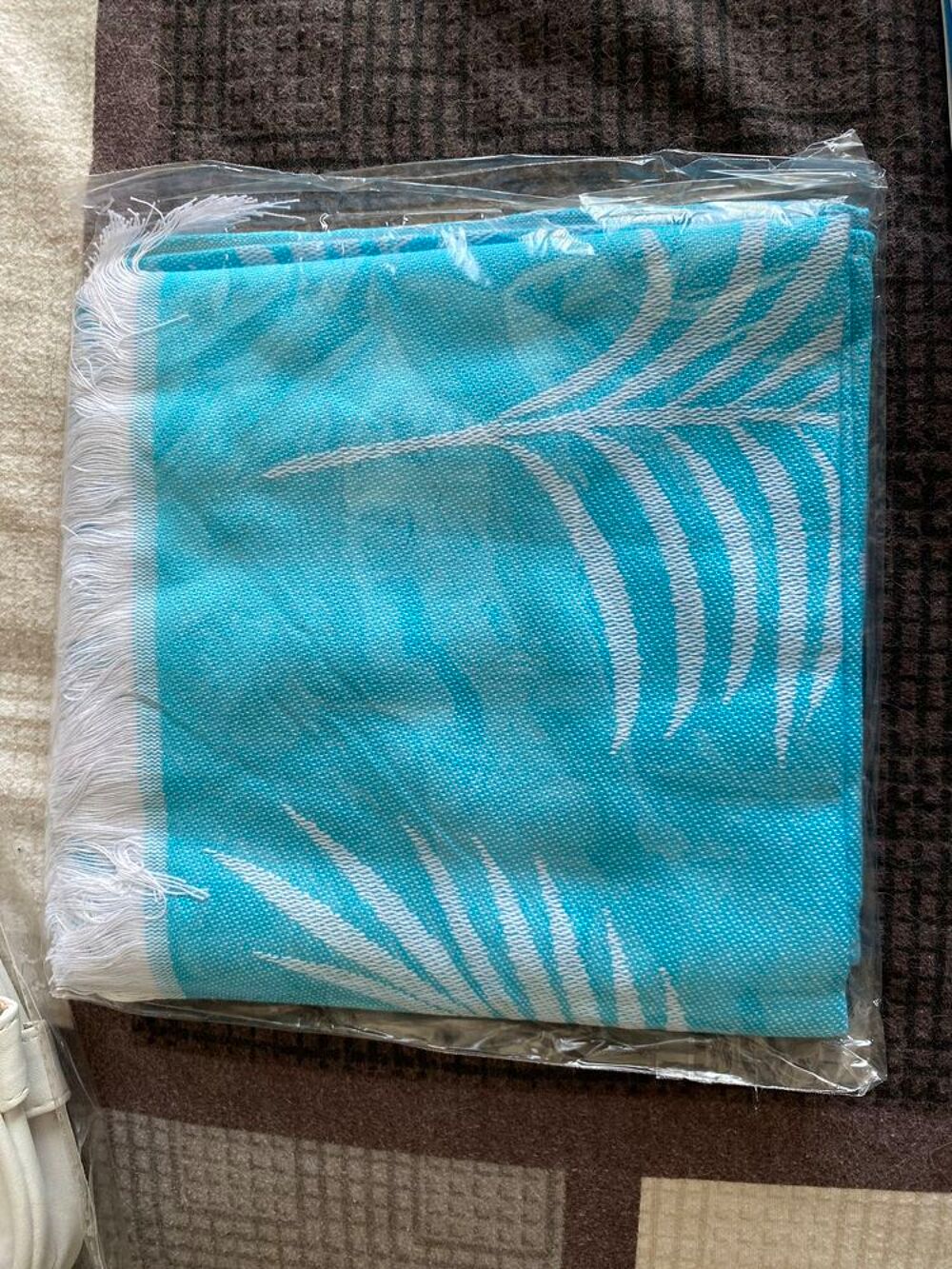 ensemble vanity et fouta neuf Maroquinerie