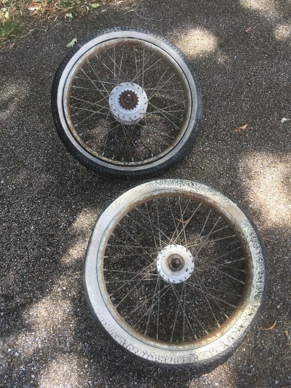 Paire de roue de mobylette (LC) Bricolage