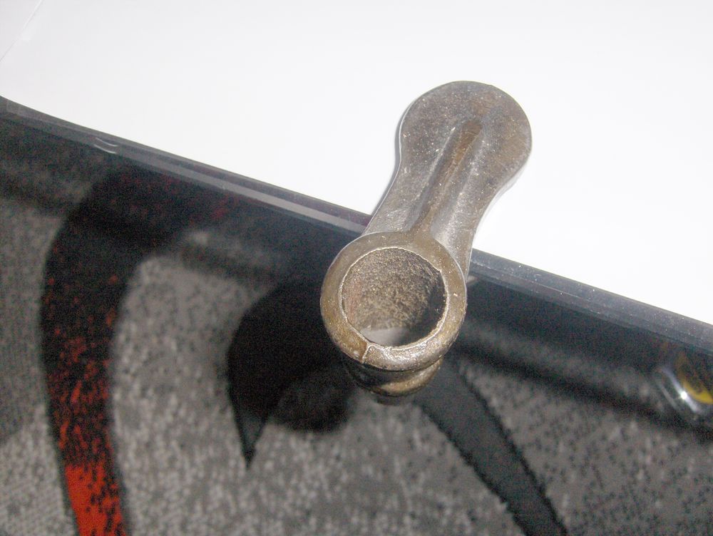 1 serre joint d '&eacute;tabli ---- ($$)
Bricolage