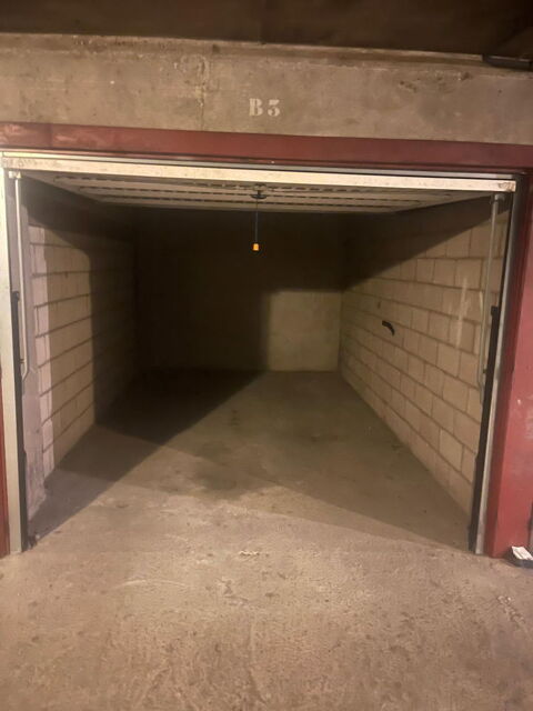  Parking / Garage � louer 12 m�