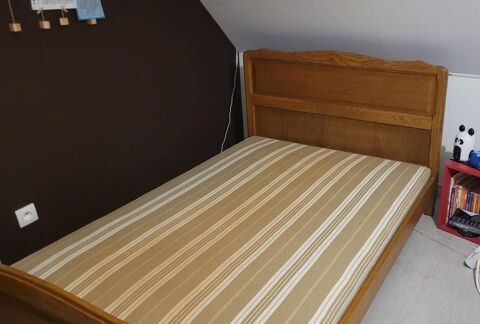Lit complet  en 1.20 
bois de lit , sommier , matelas 70 Parigné-l'Évêque (72)