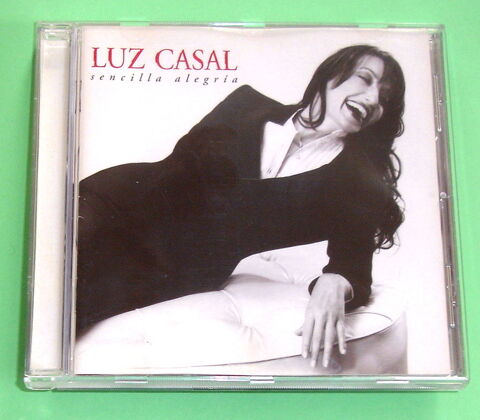 LUZ CASAL -CD- SENCILLA ALEGRIA-UN NUVEO DIA BRILLARA - 2004 5 Roncq (59)