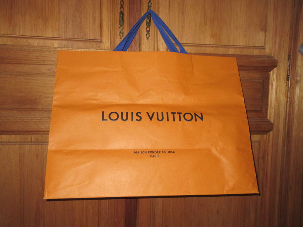 Sac en carton louis vuitton top