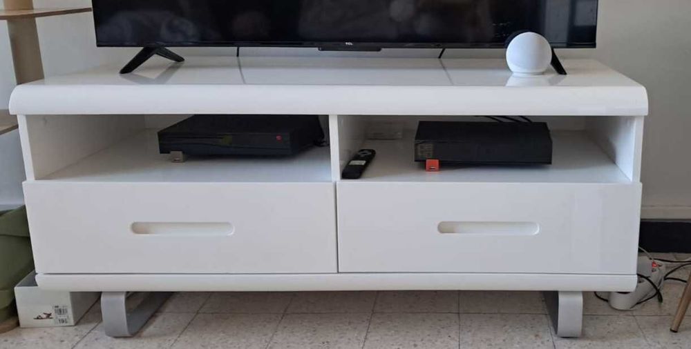 Meuble de t&eacute;l&eacute; Meubles