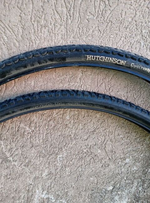 2 pneus Hutchinson 700x41c town cross 20 Corbeilles (45)
