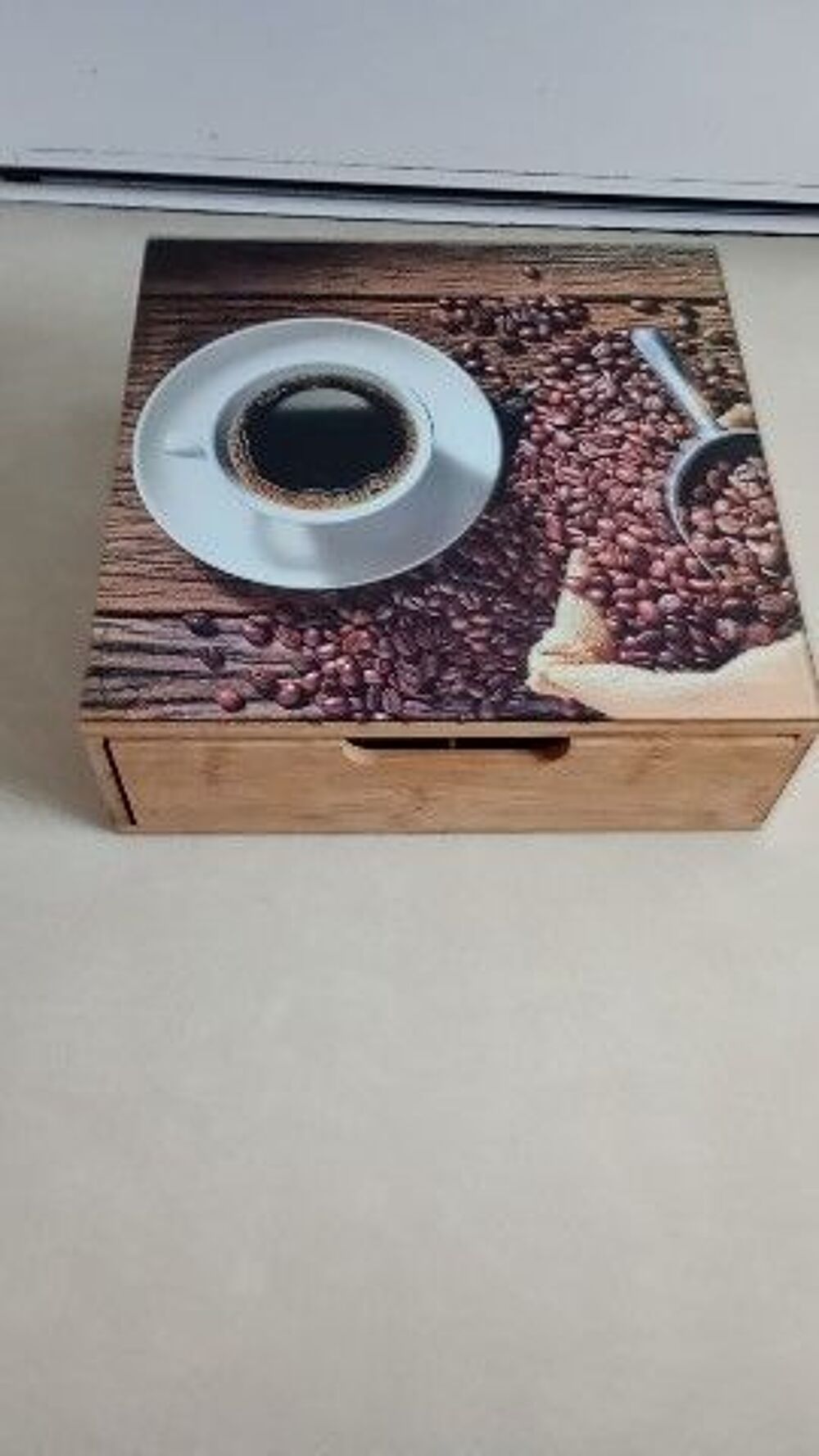 Coffret a capsule caf&eacute; et sachet th&eacute; Décoration