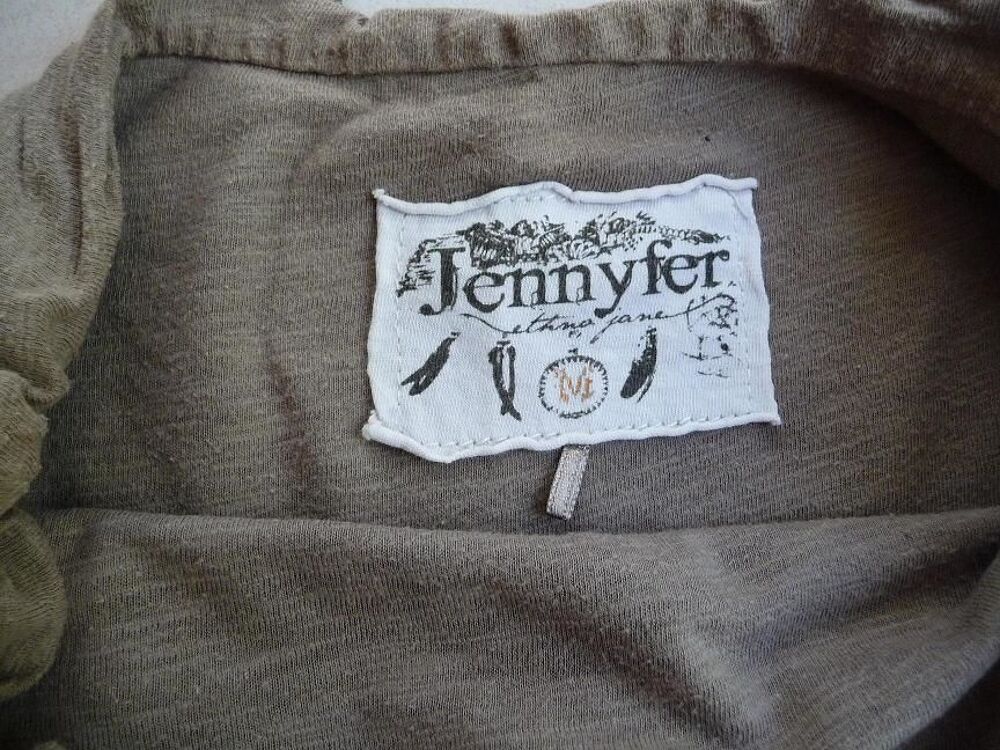 Jupe &agrave; volants marque JENNYFER taille M Vtements