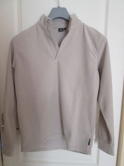 Sweat polaire beige marque Go Sport 9 Chauriat (63)