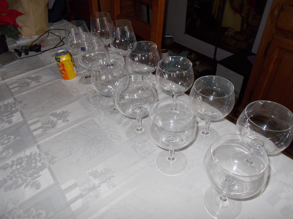 GRAND VERRE A VIN Décoration