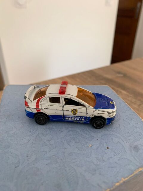 Jouet vhicule miniature Tomica    Mitsubishi lanc 3 Saleilles (66)