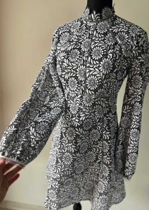 Robe casual Ted Baker
S / 36 / 8Neuf avec tiquette 190 Nice (06)