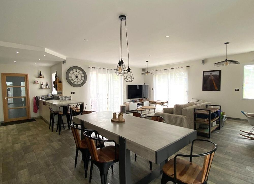 Vente Maison Maison moderne 6 pièces Sainte-pazanne