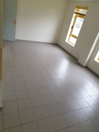  Atelier à louer 3/4 pièces 139 m² La ferté-bernard